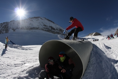 140913 th 93218ea6e94bc41d5f368669690bb3c0 tux14 WerniStock-1 byEberlChristian